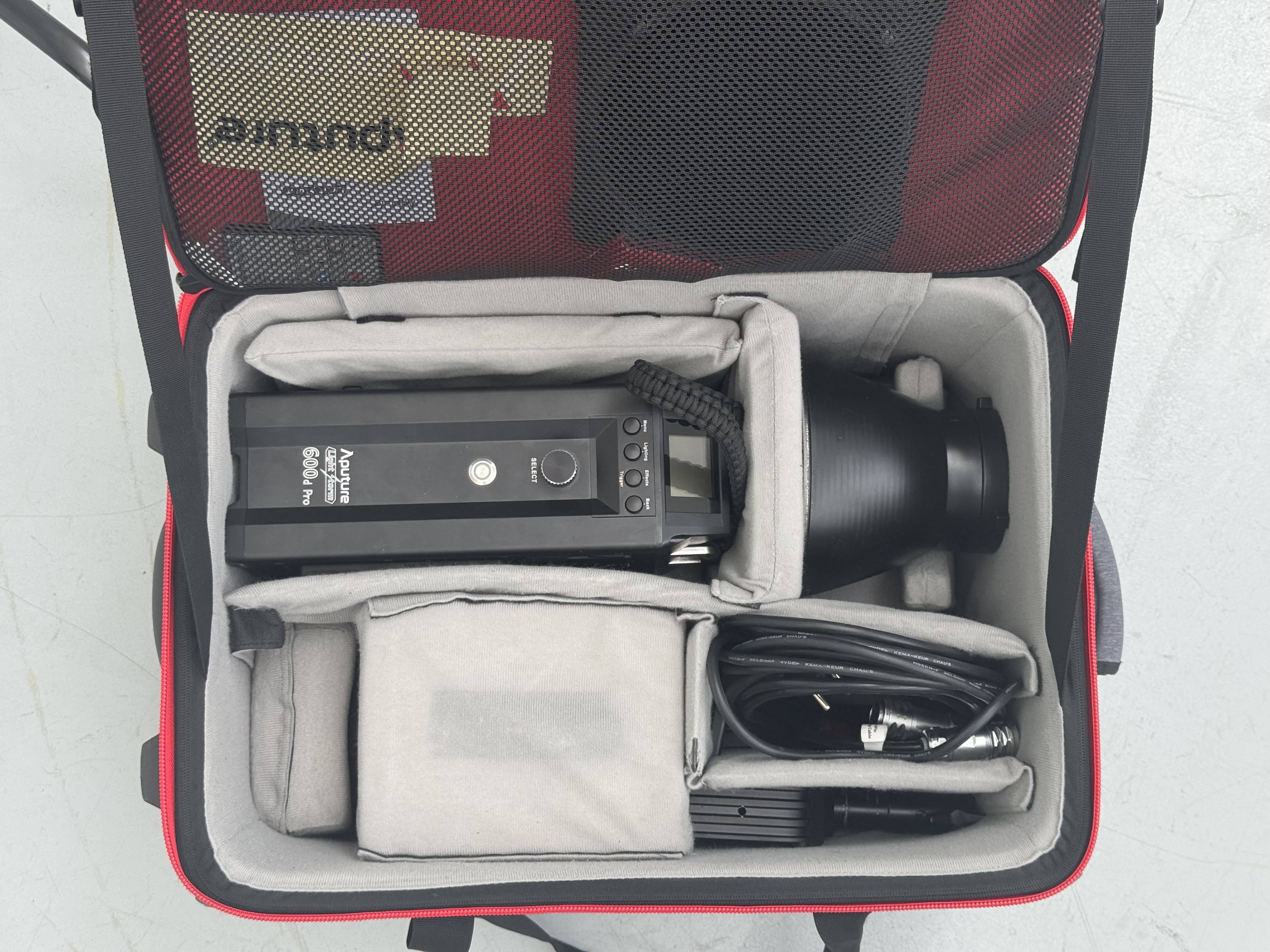 Aputure LS 600d Pro V-Mount