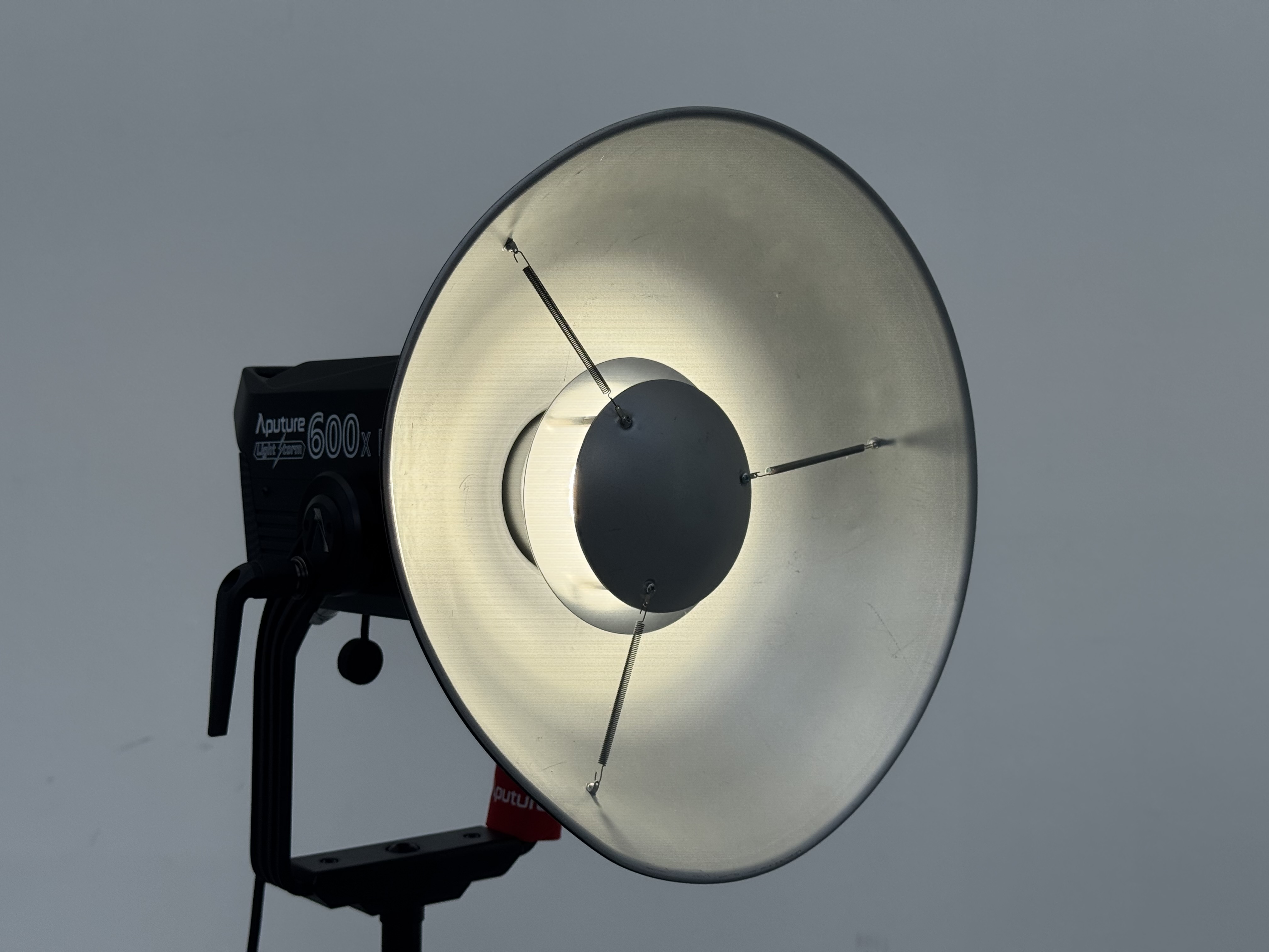 Bowens Beauty Dish